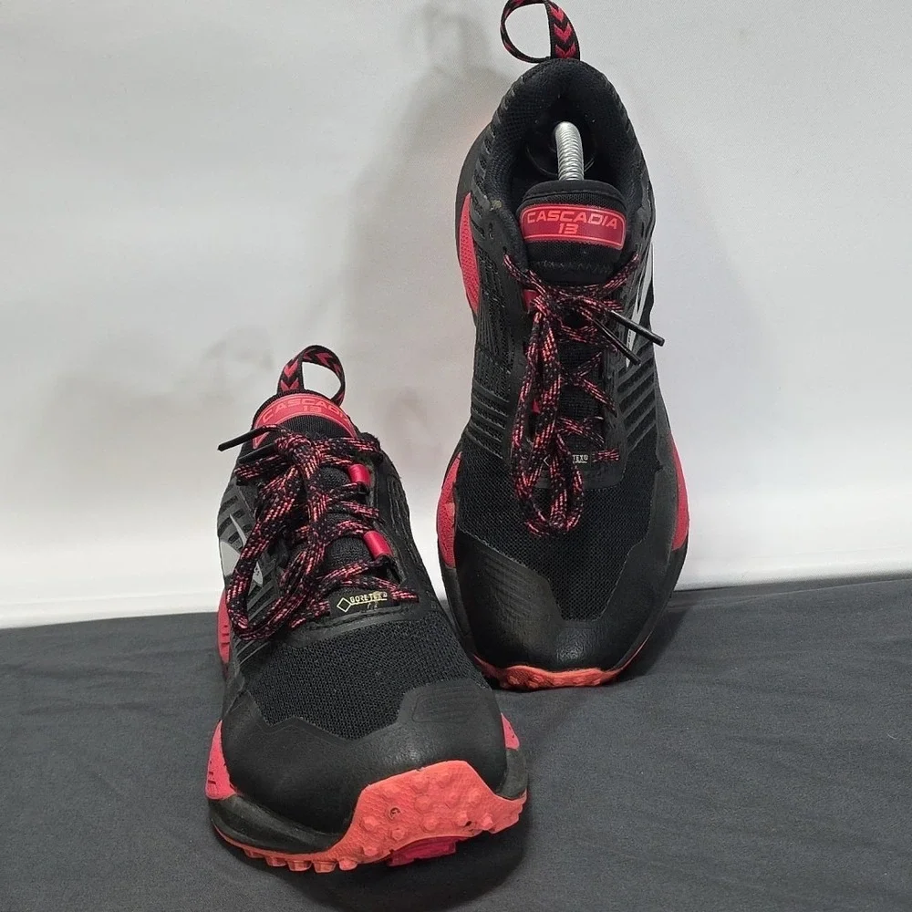 Size 7 - Brooks Cascadia 13 GTX Black - 1202731-B048 - Picture 8 of 8